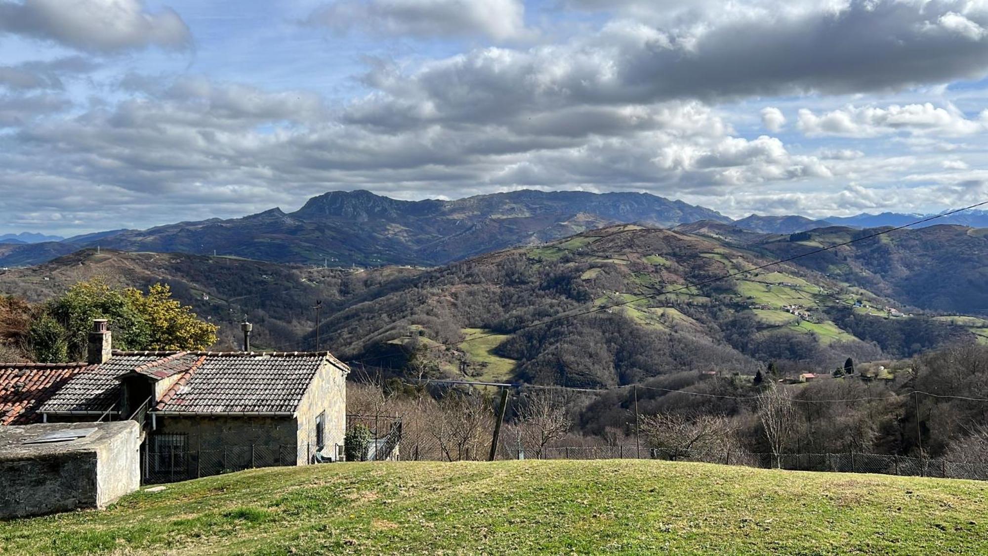 Almastur Rural Villa Pola de Siero Exterior photo